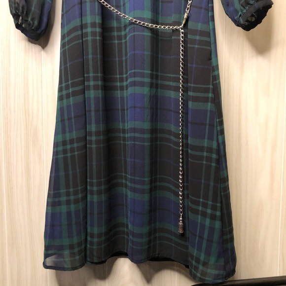 A New Day Long Sleeve Flowly Dress Size Medium Tartan Plaid Pattern Chain Belt - Picture 3 of 10